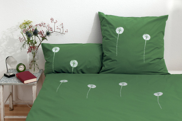 Bio-Bettwäsche Pusteblume, grün 135*200 & 80*80 cm