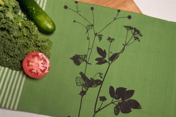 Handgewebtes Geschirrtuch Lovely Unkraut leaf green