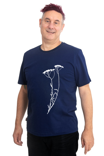 Männershirt Kenia Fair Trade Schafgarbe medieval blue